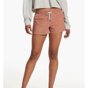 New With Tags. Versatile Vuori DuraTerra™ Ripstop Vintage Short Color:Stoneware